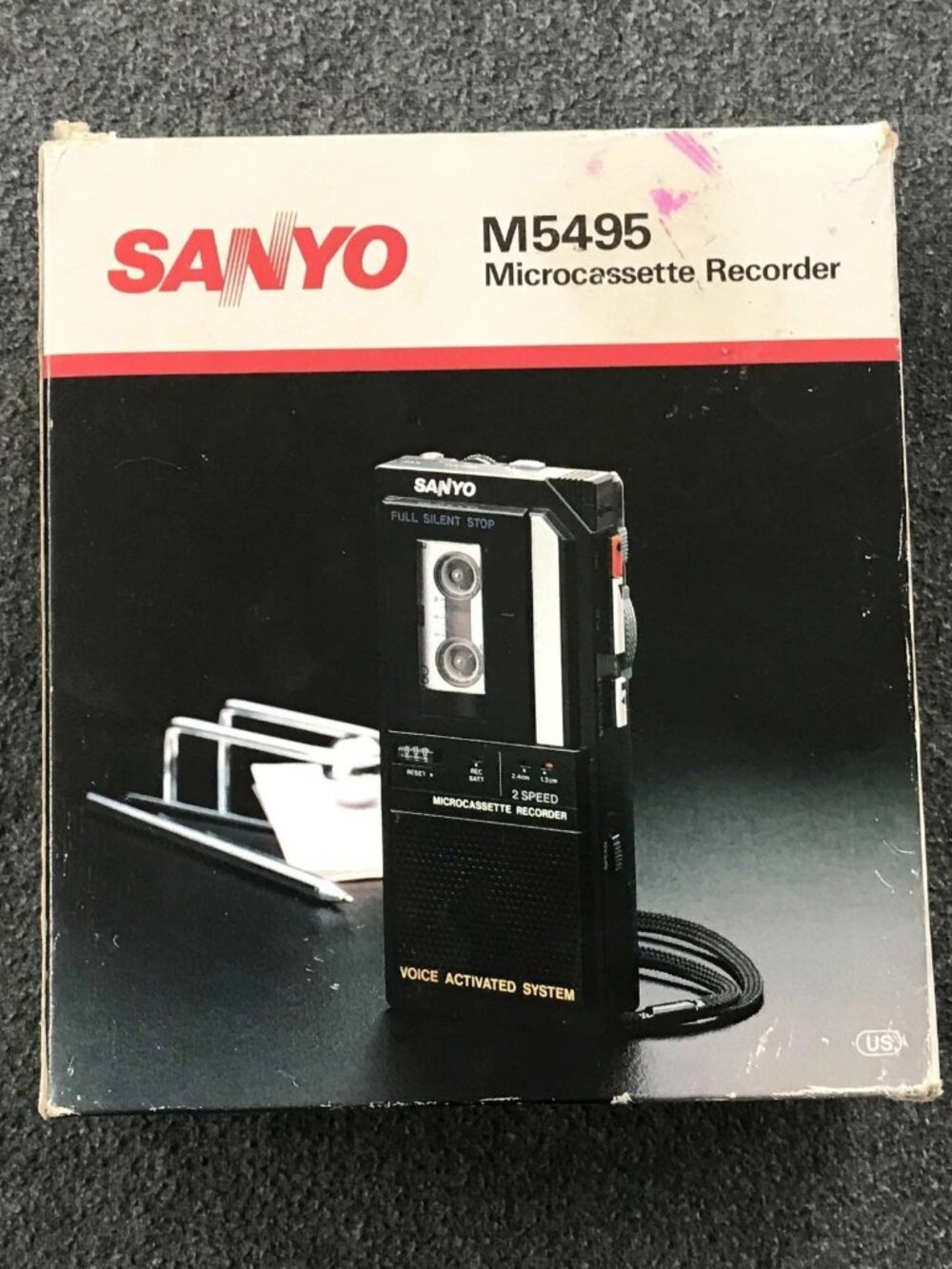 Vintage Sanyo Model No M5495 Micro Cassette Tape Recorder Voice Activated N/W